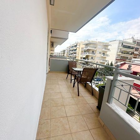 Κατάλυμα Στο Δεύτερο Όροφο Thessaloniki Exterior photo